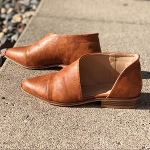 Brown flats